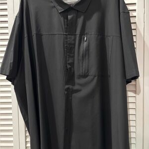 los Men’s Button Down Shirt. Size 4X. Worn once. Non smoking home. Dark black